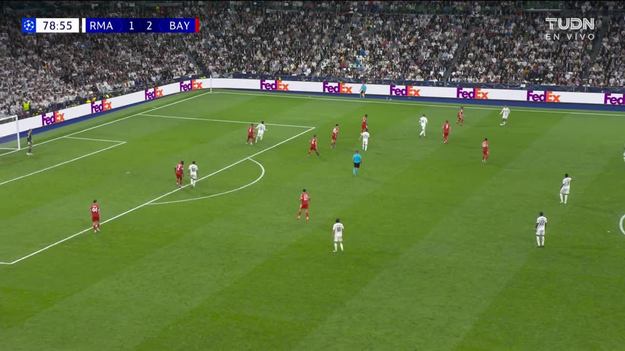 ¡TIRO ATAJADO! disparo por Brahim Díaz.