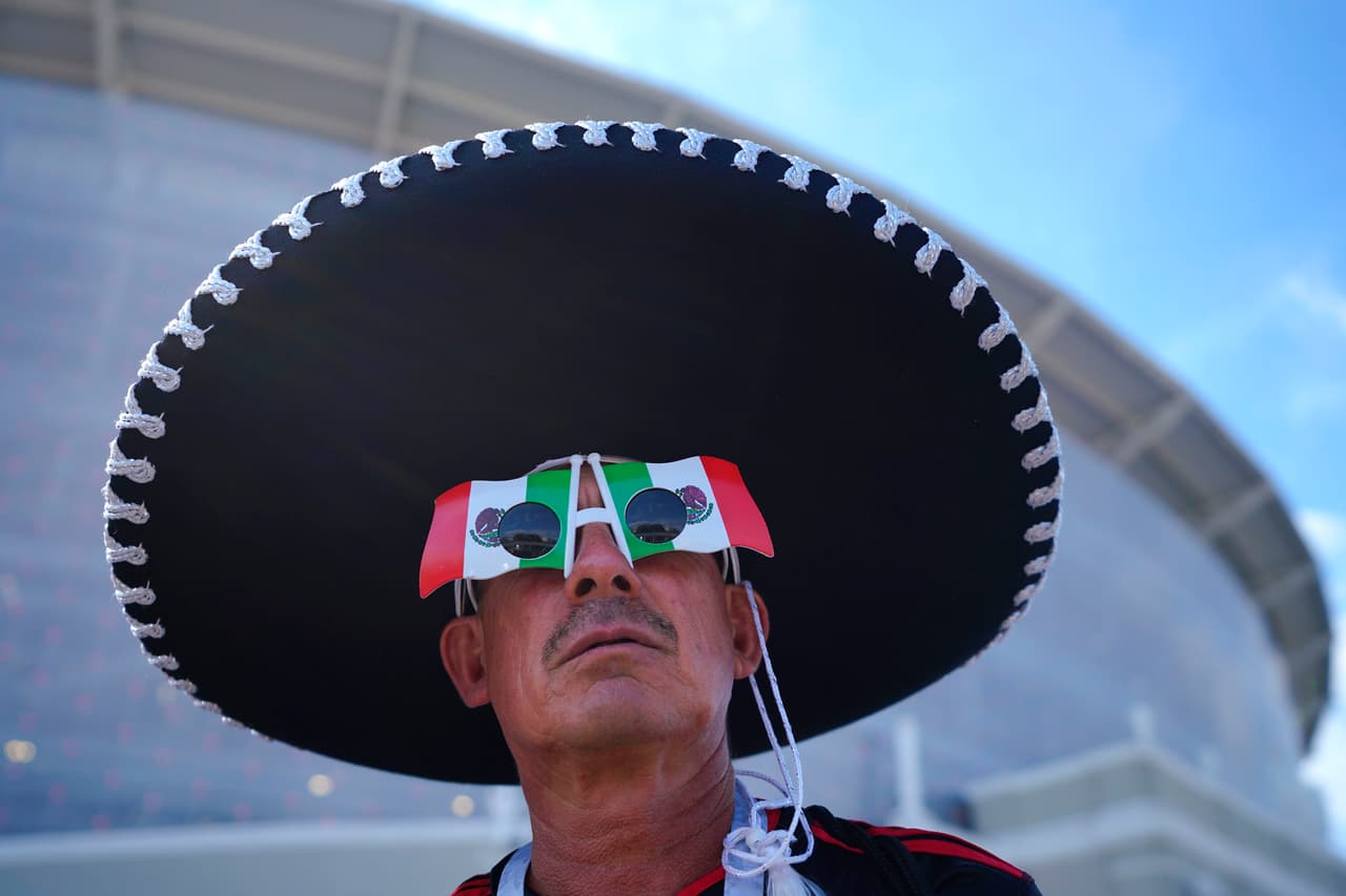 El colorido y la alegría se convirtieron en la representación de los fanáticos para el partido entre México y Suecia por el grupo F del Mundial de Rusia 2018.