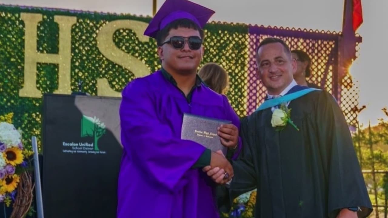 Becas de $1,000 a $5,000 para hijos de trabajadores agrícolas en California; aplica al 14 de junio