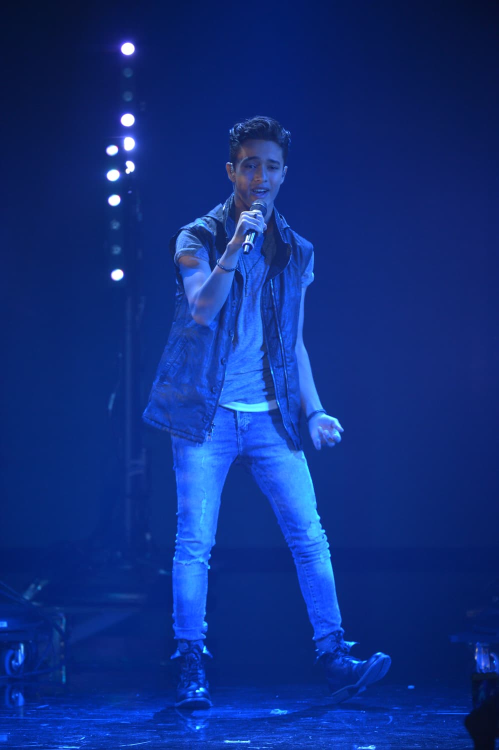 Una noche llena de emociones y muchos nervios. Los doce chicos dieron lo mejor de sí en esta primera gala en directo. Dinos cuál es tu favorito.