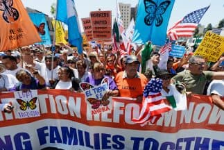 Alarma por inmigrantes confinados en solitario en las cárceles de ICE