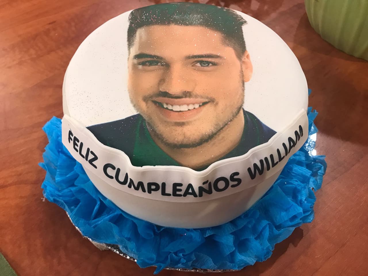 Con este pastelazo celebramos su cumpleaños en enero del 2017.