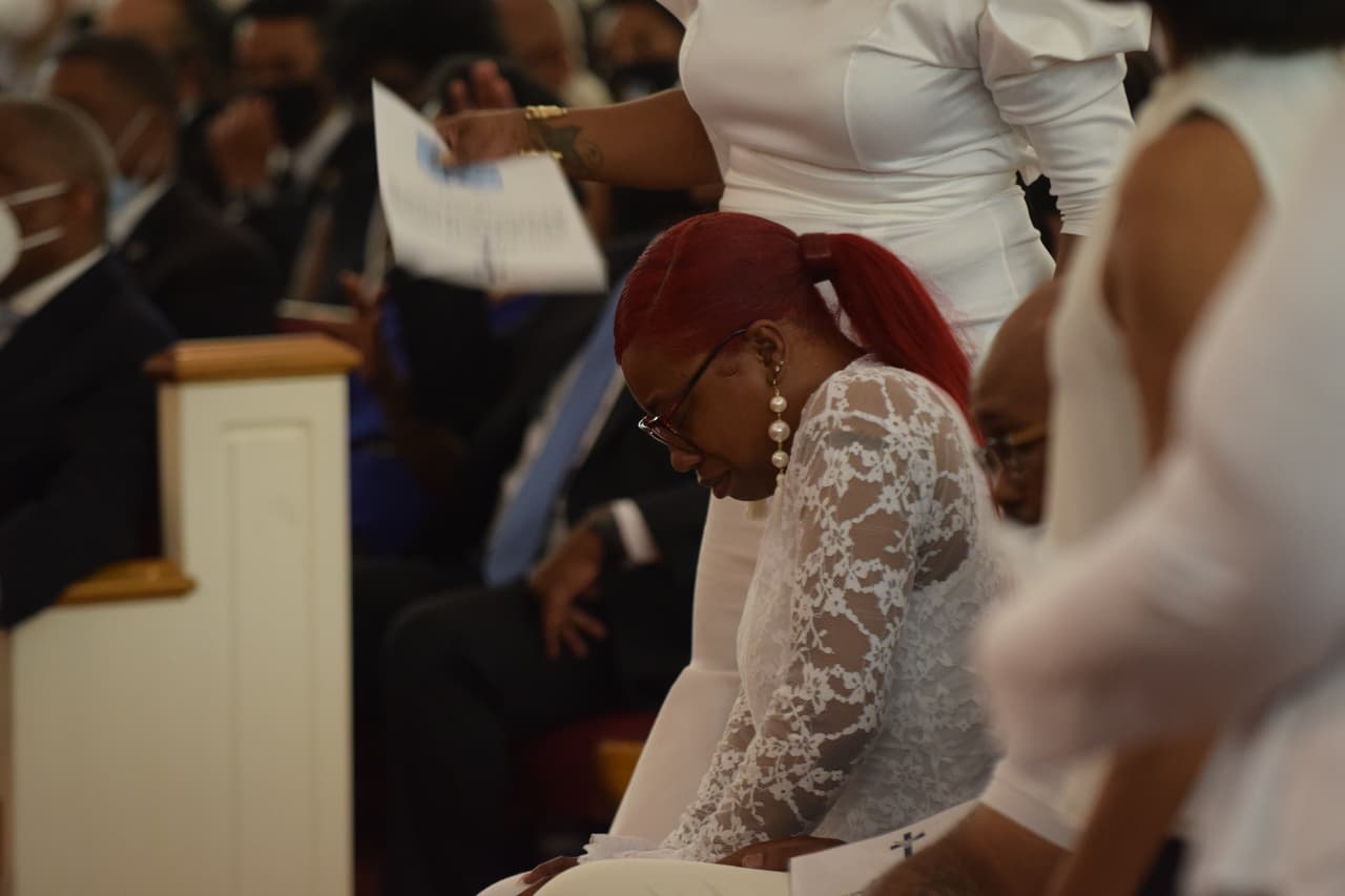 Luego que finalicen los servicios en Carolina del Norte, los restos de Floyd serán trasladados a la ciudad de Houston, Texas.