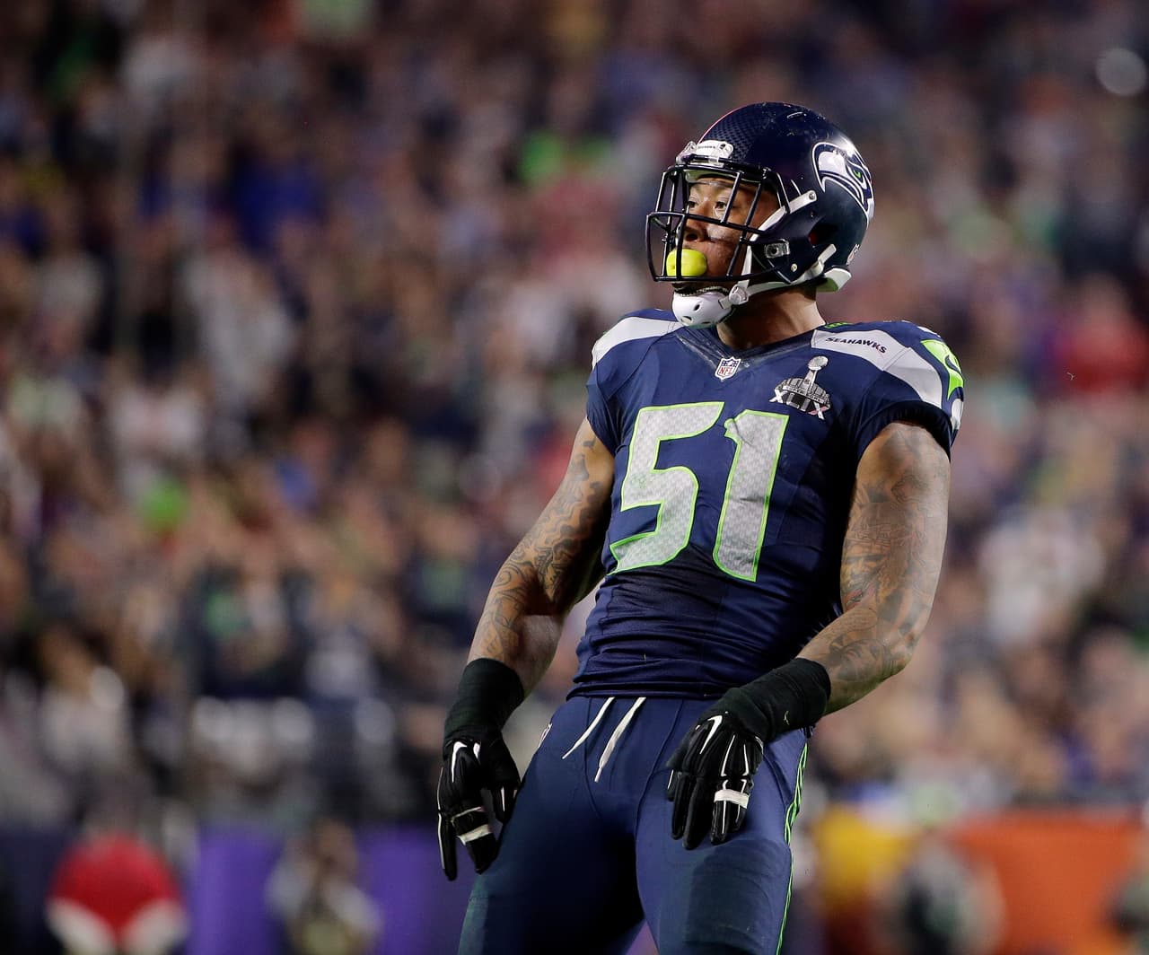 Bruce Irvin: Me encantaría quedarme con los Seahawks cuando termine mi contrato