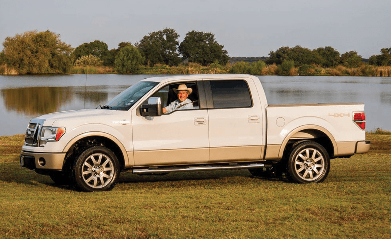 Y la única posibilidad para que volviera a conducir este vehículo es que se le extendiera una suspensión temporal, como en su momento recibió George W. Bush, cuando manejó su pickup Ford F-250 Super Duty en su rancho de Crawford, Texas; o Ronald Reagan, cuando condujo su Jeep Scrambler en su Rancho del Cielo al noreste de Santa Bárbara; entre otros.
