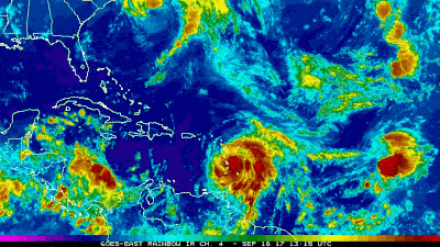 Residentes en Puerto Rico frustrados y resignados a más semanas sin electricidad por el huracán María