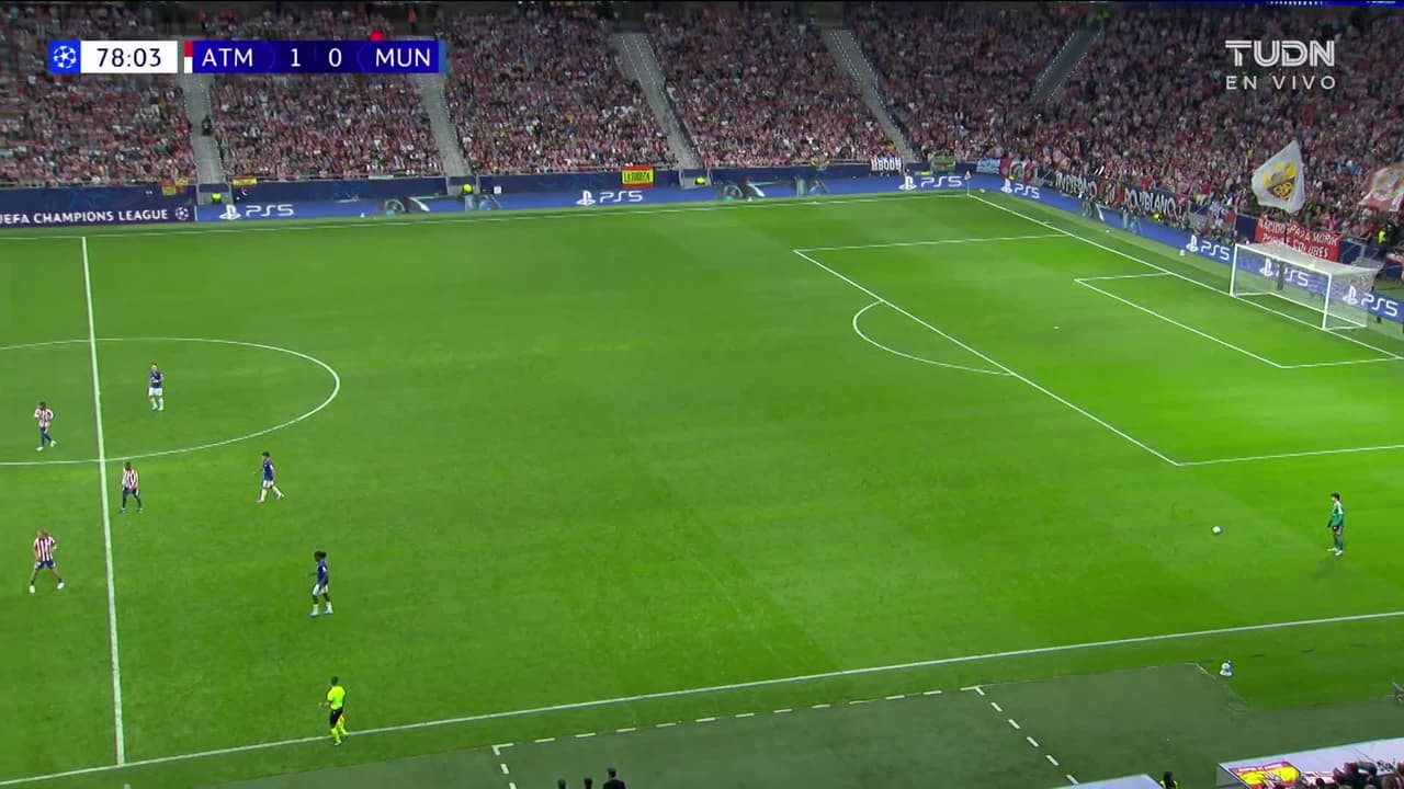 ¡GOL!  anota para Atlético de Madrid. Ademola Lookman