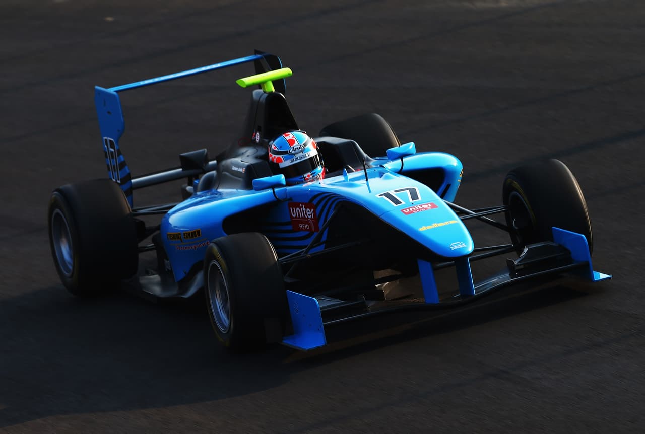 La española, que ha participado en algunos entrenamientos del equipo, es hija del expiloto español José Miguel Jordá.