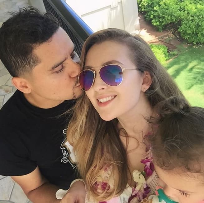 Para Larry, el booty de Kenia no le pide nada al de JLo o al de Kim Kardashian.