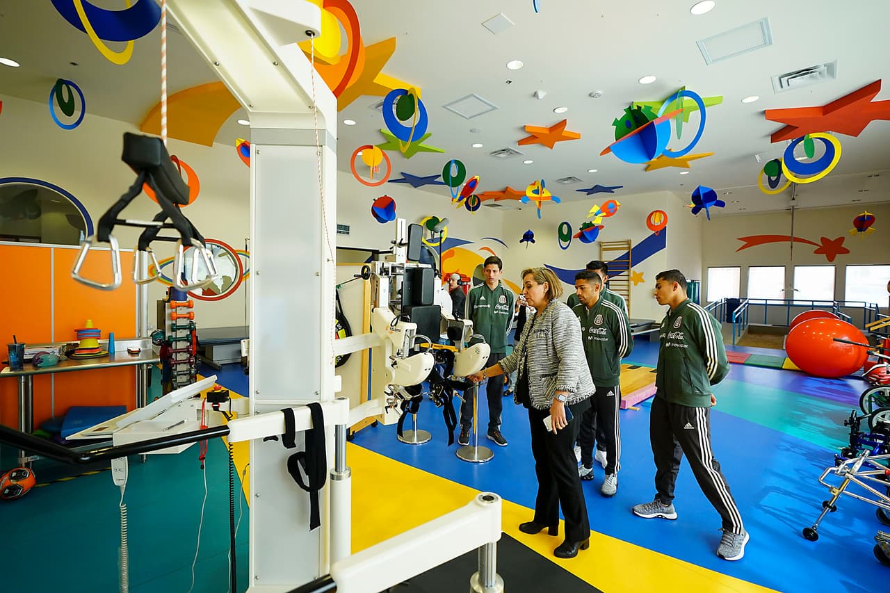 Entre los trabajadores que están en el centro se pueden reunir 64 personas. Unos héroes. Además hay voluntarios.