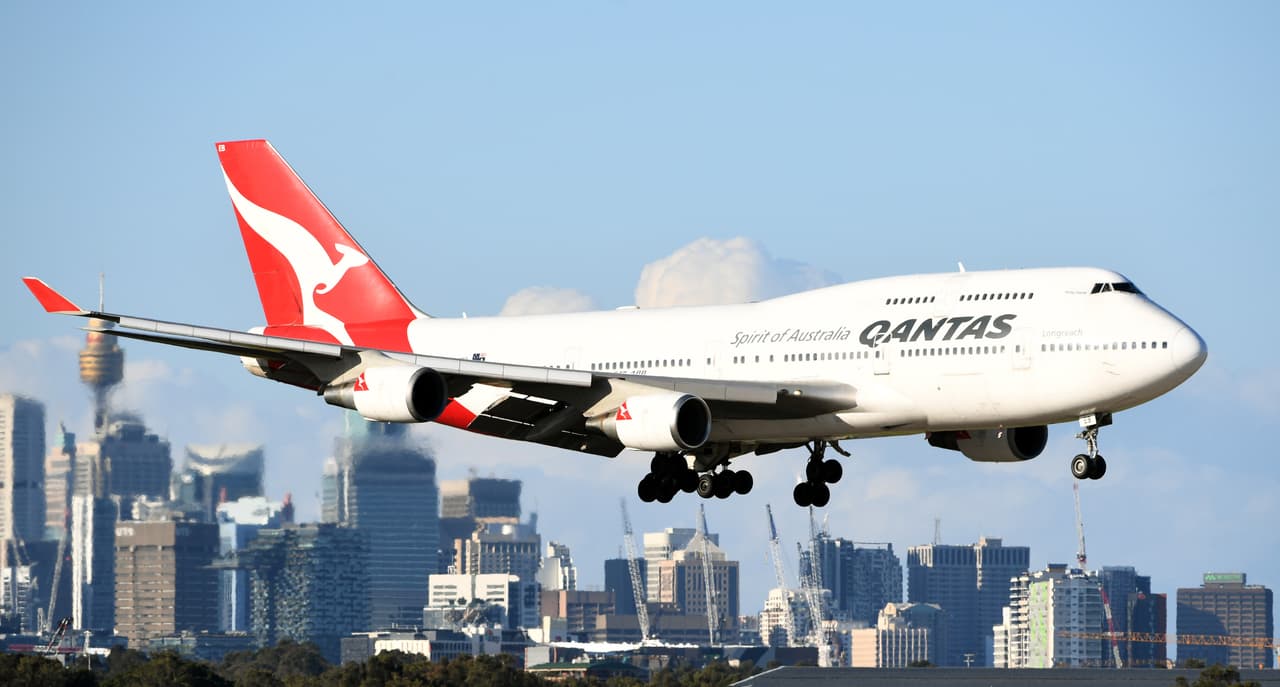 <b>Puesto 6: Qantas Airways</b>. Fue fundada en Australia en 1920 y tiene sus bases en Sidney y Melbourne. Maneja una flota de 144 aviones. OTP 85.65%.