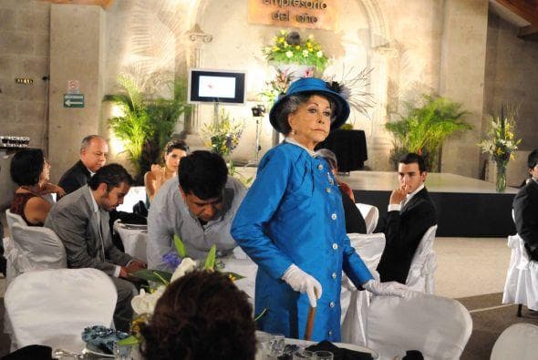 En el 2011 realizó una participación especial en 'Una familia con suerte', donde interpretó a Inés. Esta fue su última actuación en televisión.