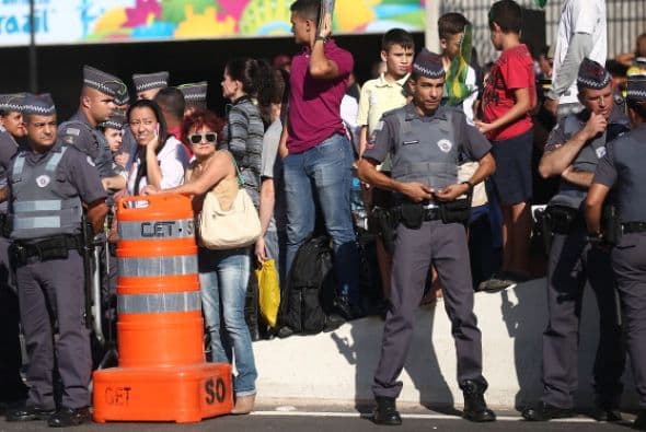 Y evitar circular por áreas peligrosas, como las favelas y barriadas marginales.