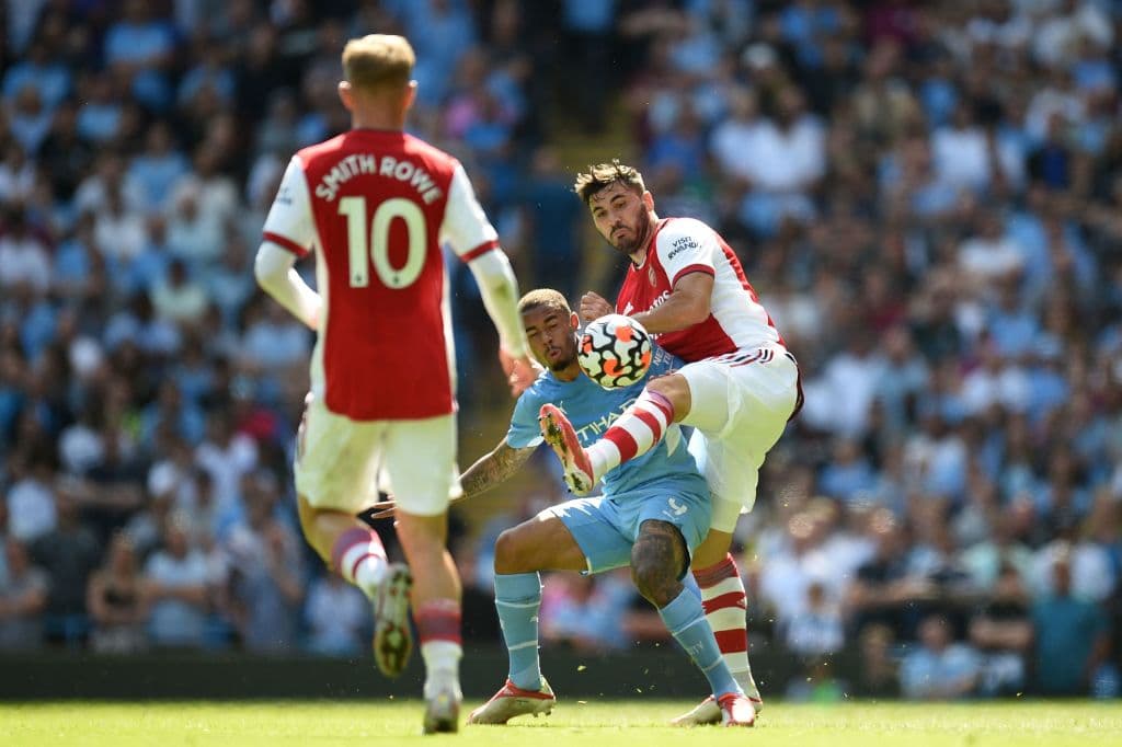 Con doblete de Ferrá Torres y goles de Ilkay Gundigan, Gabriel Jesus y Rodri, el Manchester City golea 5-0 al Arsenal y los mantiene al fondo de la tabla con cero puntos.