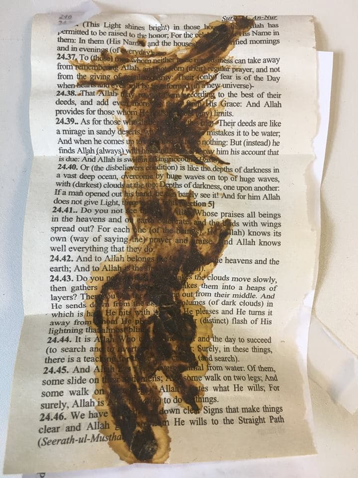 La muerte de tres hombres blancos es investigada como un crimen de odio y otros incidentes que fueron noticia esta semana