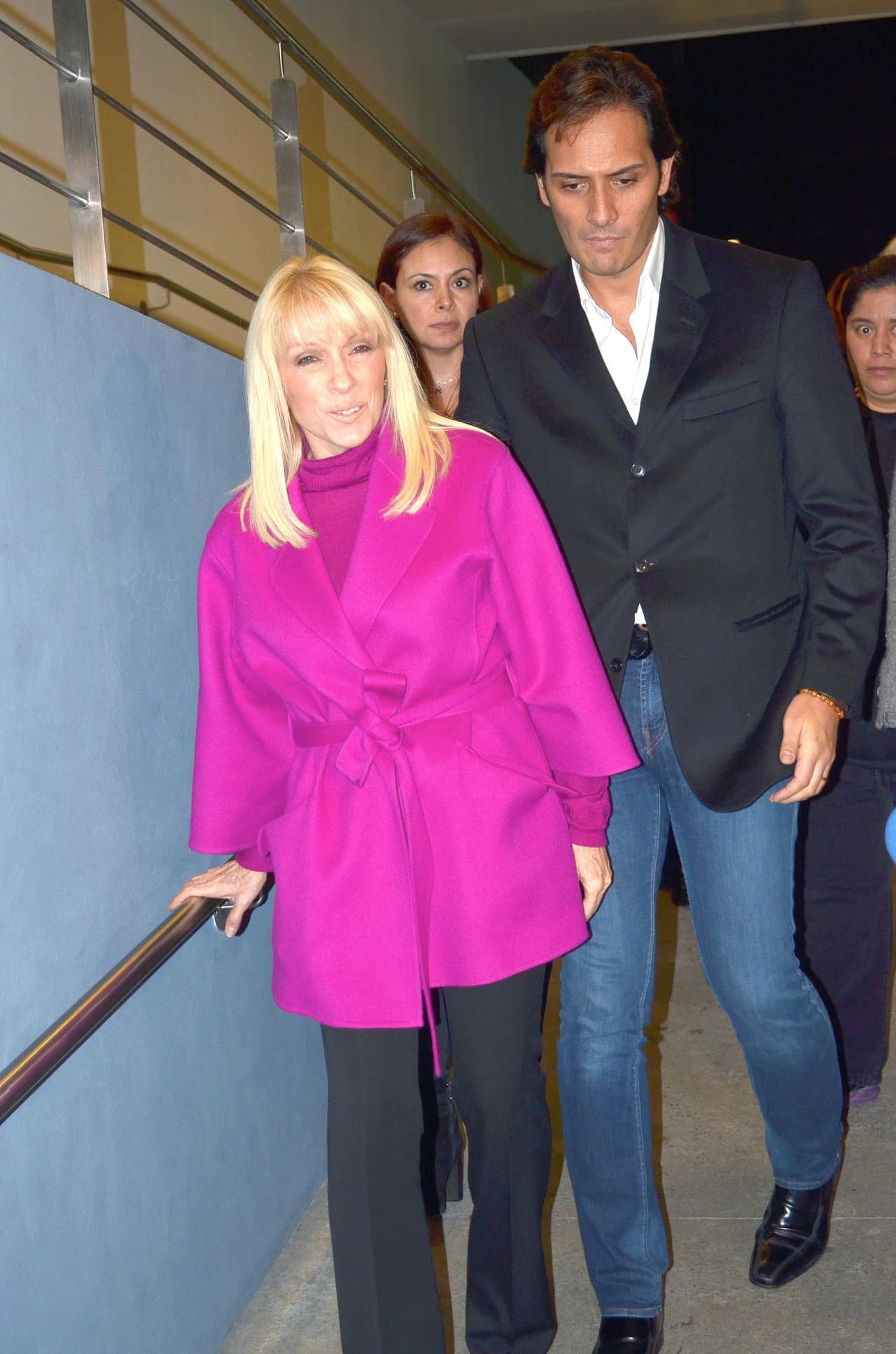 Yuri se encontraba en Chile para un Festival Viña del Mar en 1995 y quedó flechada de Rodrigo Espinoza, en ese entonces vocalista de Aleste. Juntos llevan más de 25 años y mantienen su amor a flor de piel.