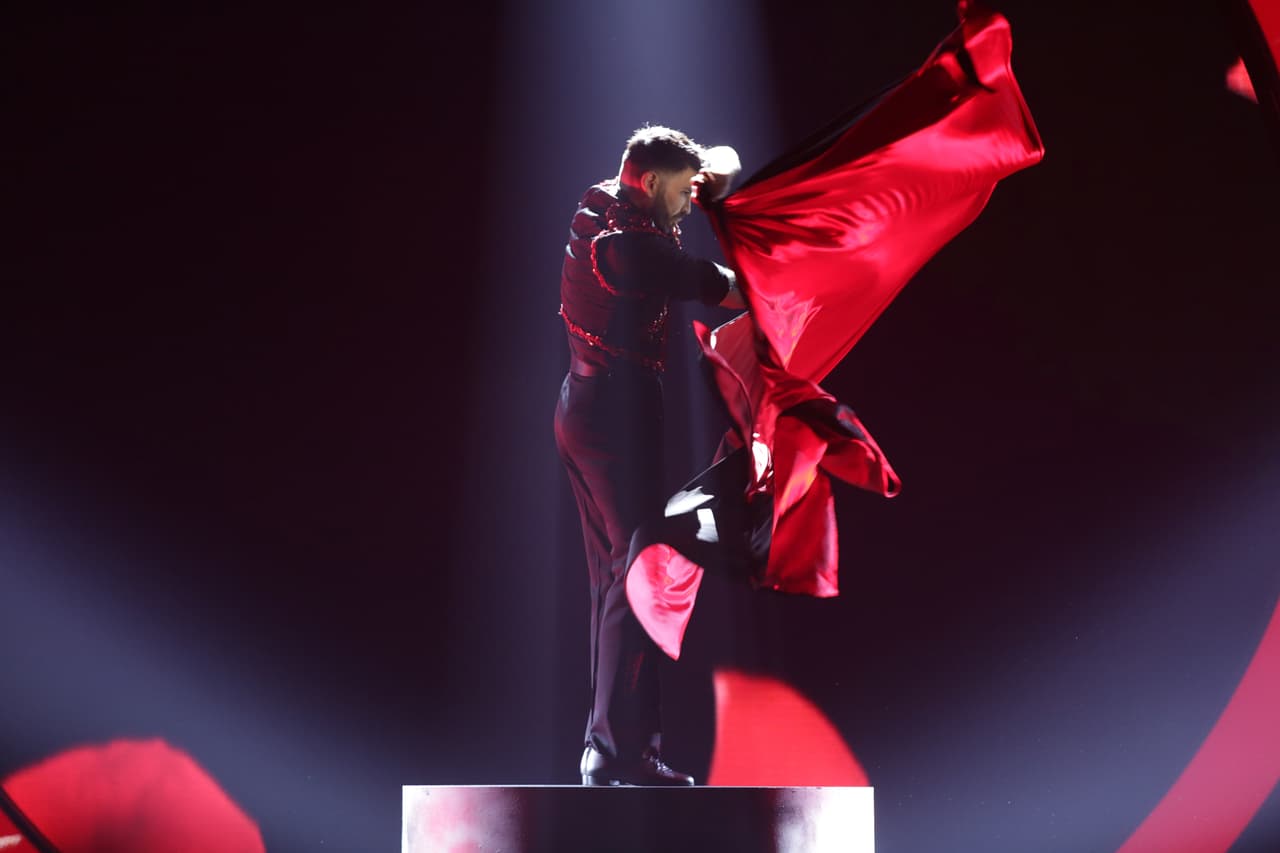 El reto para el conductor fue realizar un pasodoble y una salsa con complicados pasos.