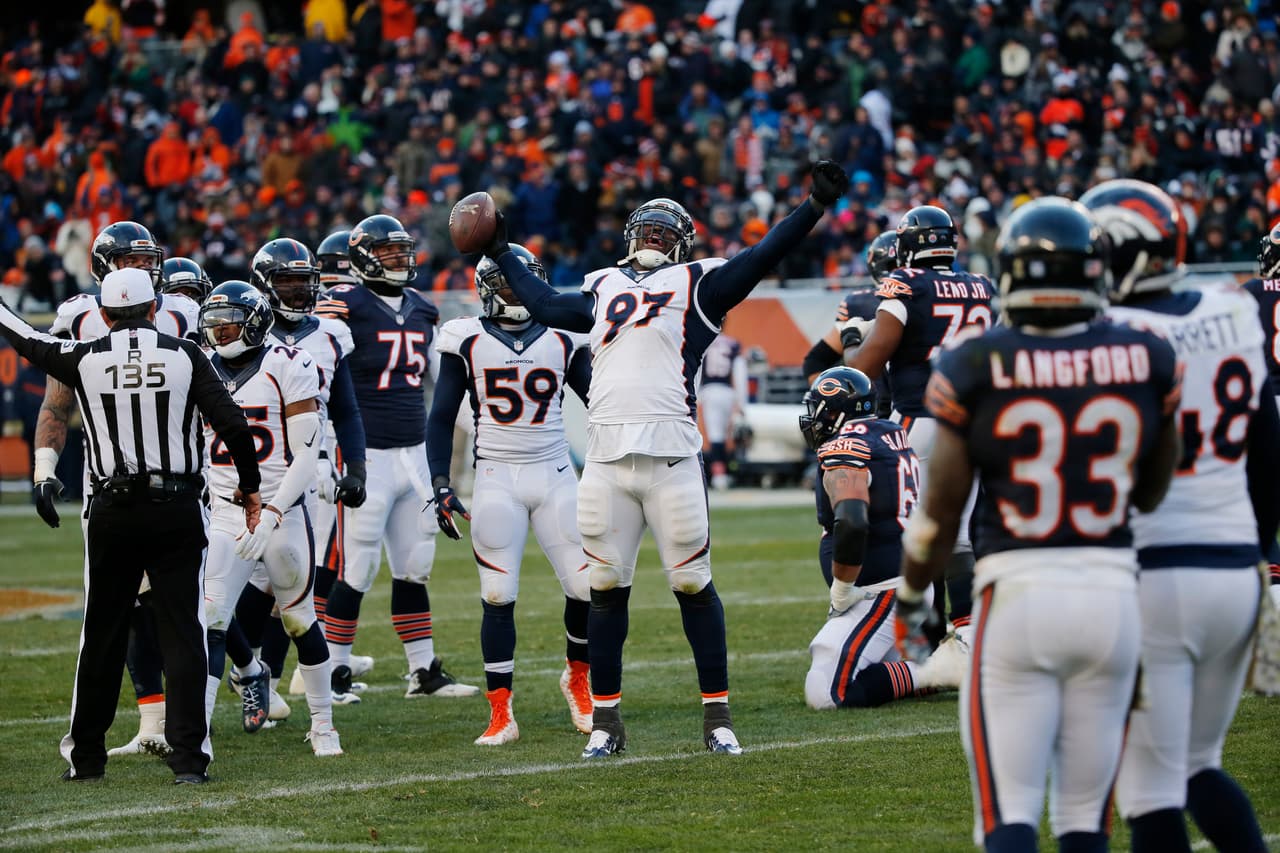 Brock Osweiler debutó como titular con una agónica victoria de los Broncos por 17-15 sobre los Bears y estas son las mejores imágenes del encuentro.