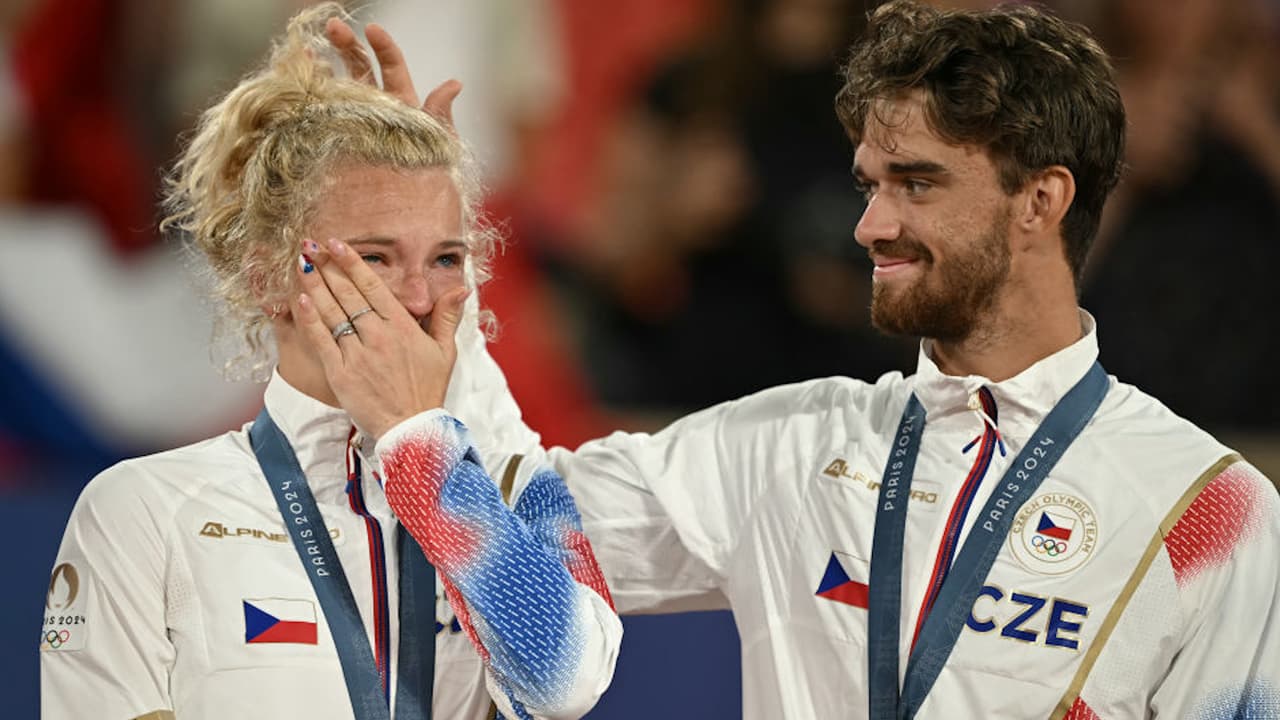 Ganan el oro juntos pese terminar su noviazgo días antes de los Juegos