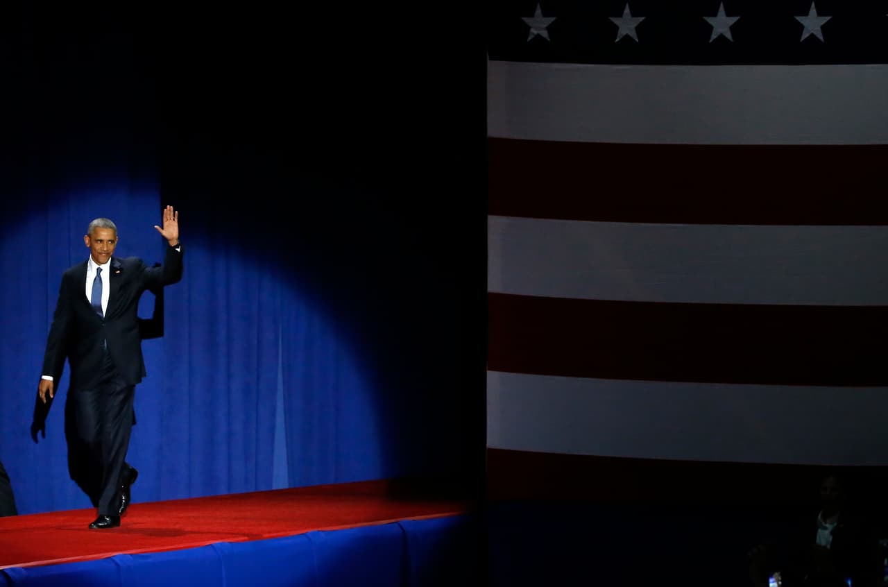 La entrada de Barack Obama al escenario.