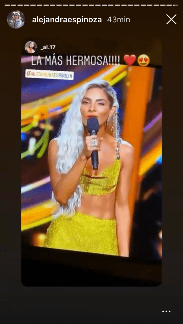 Después, la actriz optó por una pieza amarilla Ecliptica, con joyería Gismondi 1754 y Flor de María.
<br>