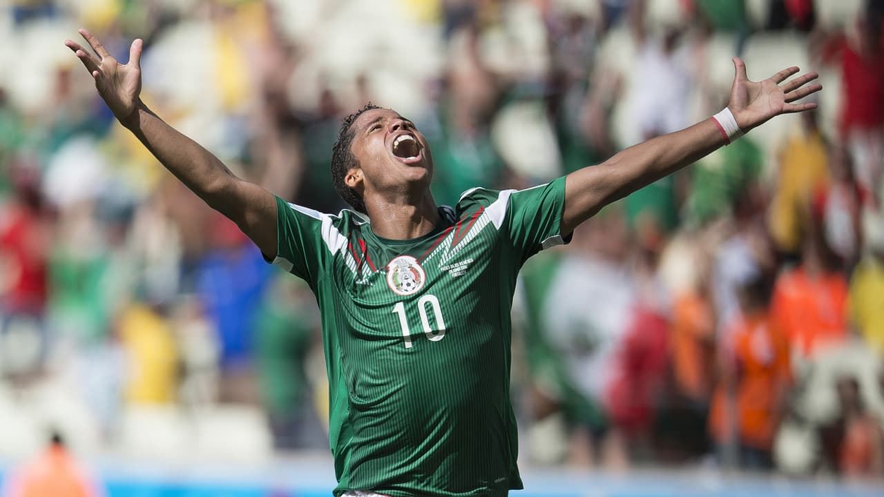 Piojo reveló que Gio pidió su cambio ante Holanda por... ¡ampollas en los pies!