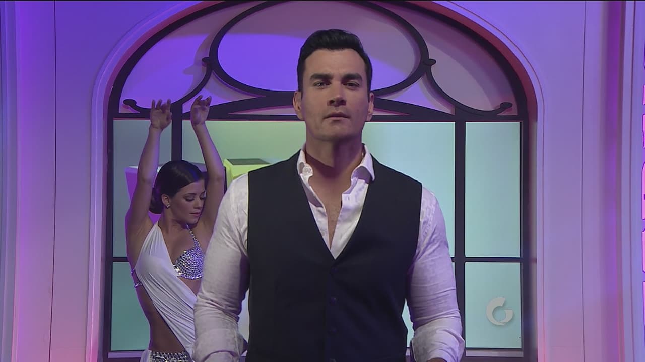 Es uno de los más guapos y talentosos.