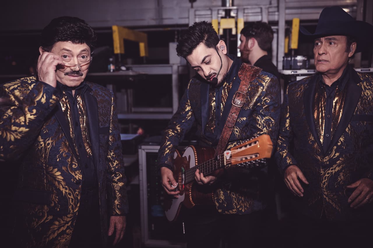 Los Tigres del Norte hicieron historia con Alejandro Fernández.