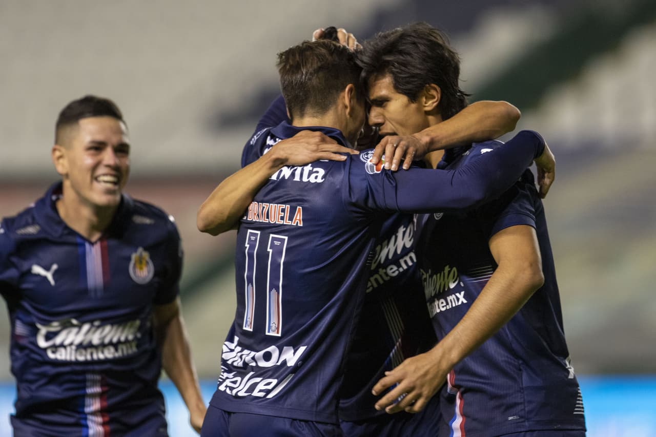 Con goles de Jesús Sánchez, José Macías y Alejandro Mayorga, Chivas vence 1-3 a León de visita y se adueña de los puntos. Chivas avanza hasta la posición número 11 y León se queda en el sótano con la quinceava plaza con cuatro unidades.