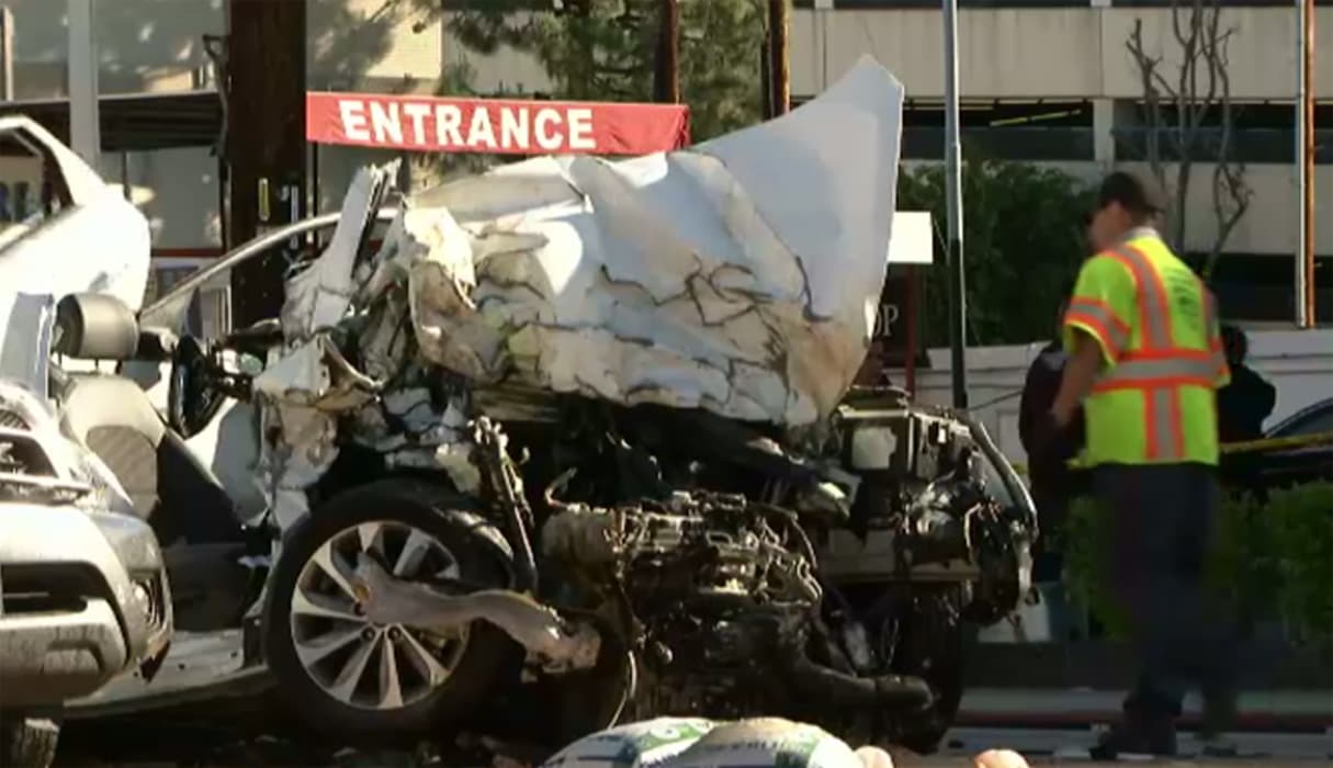 Sin embargo, esta intersección no es la única en la ciudad, el reporte de Crosstown LA detalla unas 20 intercepciones en la ciudad con un alarmante número de accidentes mortales y a continuación las listamos para tu consideración.