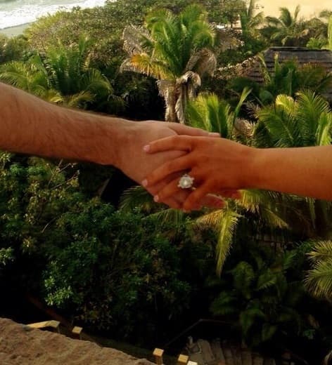 En 2014 X-Tina le dio el 'sí quiero' a Matthew Ruttler, quien supervisó el trabajo del diseñador de su anillo de compromiso durante un año.