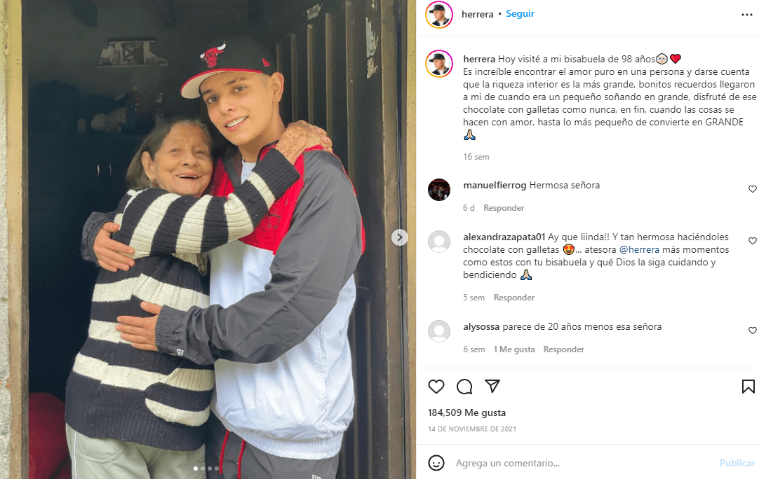 Juan Herrera y su bisabuela