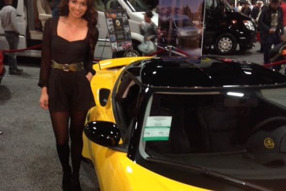 Marisela regresó a casa feliz de haber tenido la oportunidad de asistir al auto show en Washington y sentir el calor de su gente. La reina se divirtió tomándose fotos con sus admiradores y repartiendo autógrafos.