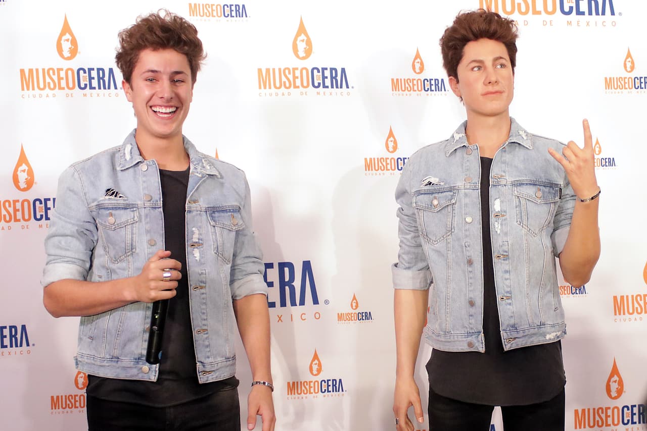 En 2019, el veinteañero se convirtió en el primer influencer mexicano en tener su estatua en el Museo de Cera en la Ciudad de México. Sin duda, Juanpa Zurita ha demostrado tener una sólida carrera digital y a partir del domingo 22 de marzo lo veremos alternando con los niños de Pequeños Gigantes.