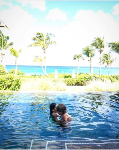 Tal vez, en uno de esos viajes "a la carta", Thalía pueda visitar una isla personal, puesta a su nombre.