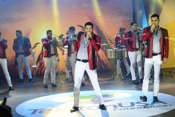 Desborde de sensualidad y mucho estilo fue lo que nos regalaron Samuel y el Flaco.