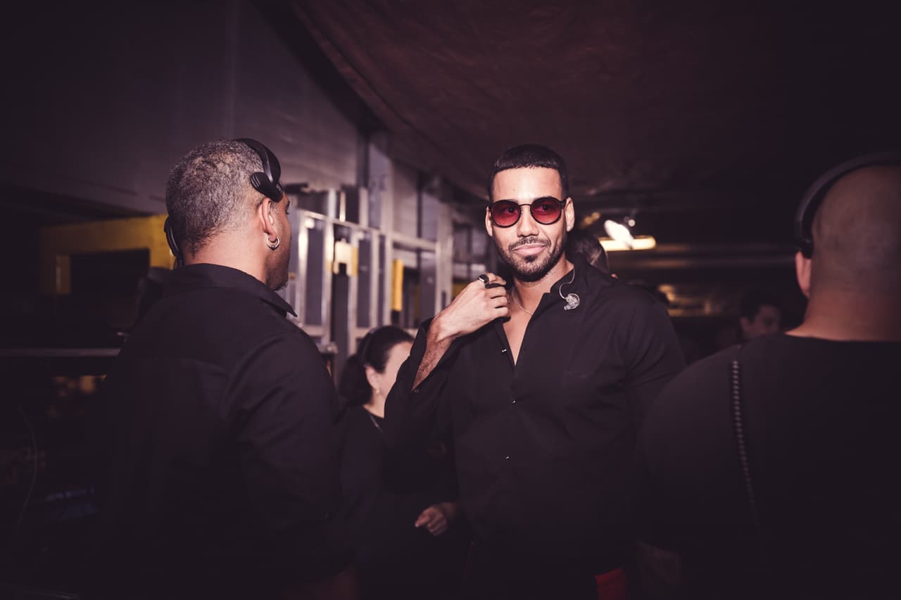 El Rey de la Bachata se lució en su presentación.