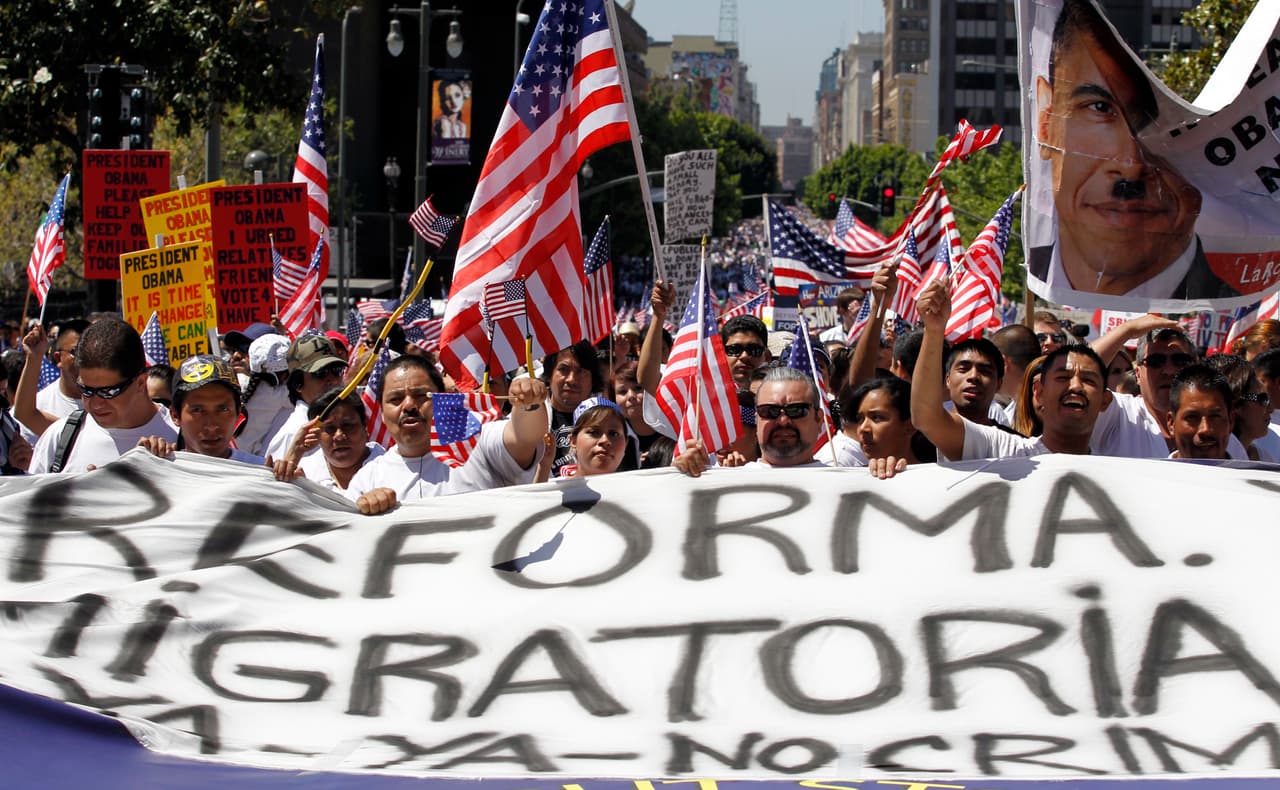 Por qué Trump no puede reformar el sistema migratorio por decreto y sin el Congreso: explicación de los expertos