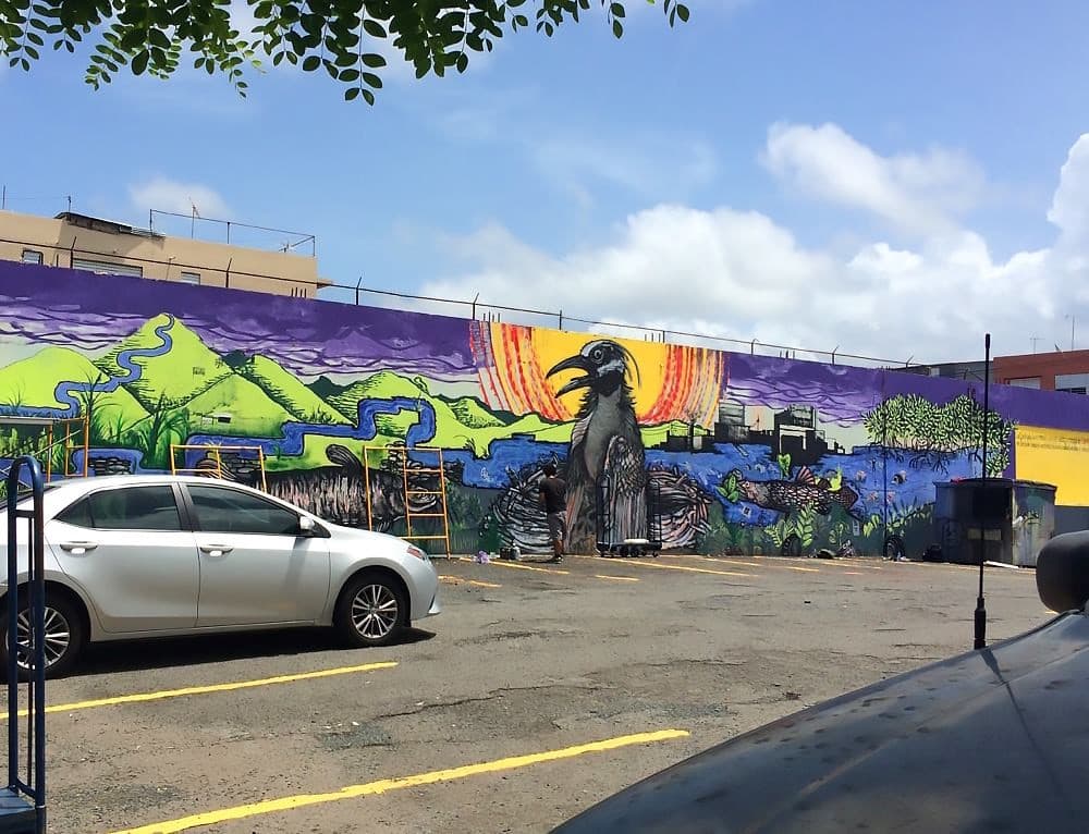 Mural en Río Piedras para educar sobre la contaminación de las aguas 