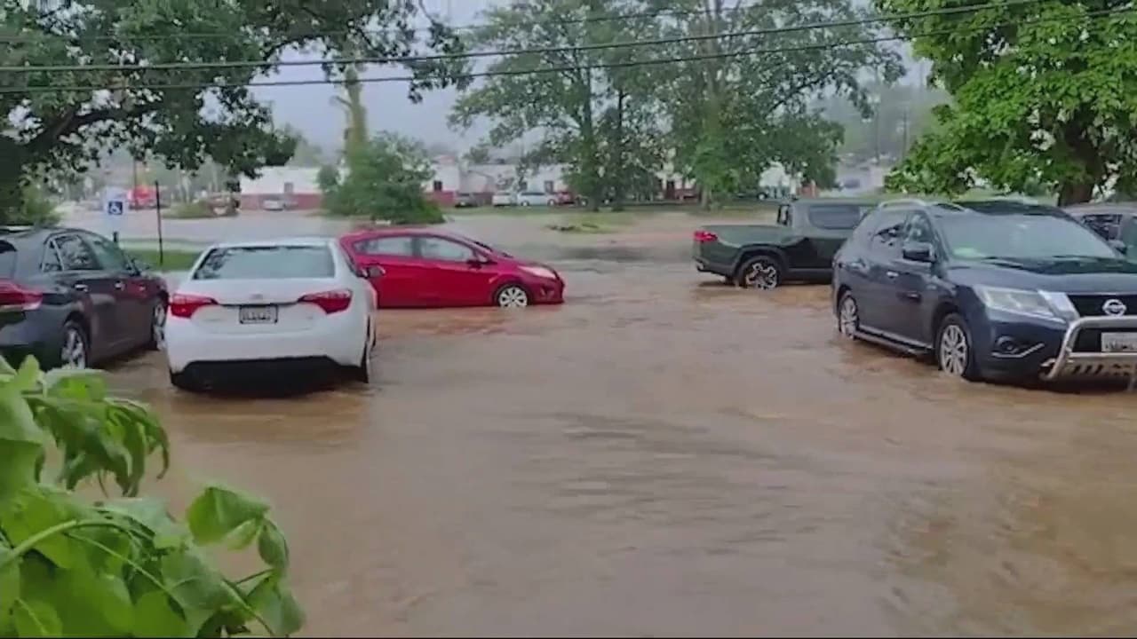 Inquilinos damnificados por inundaciones en Riverdale buscan ayuda tras perderlo todo: conoce lo que puedes hacer