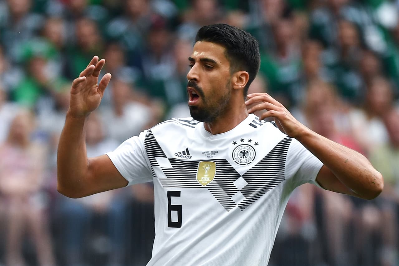 <b>Sami Khedira: </b>perdió constantemente con Herrera, Andrés Guardado y Carlos Vela. Dejó muchos espacios al estar el equipo tan adelantado buscando el gol.
