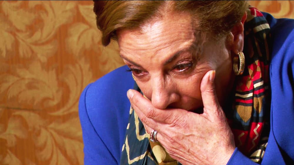 Úrsula explotó de dolor al ver a su hija muerta.