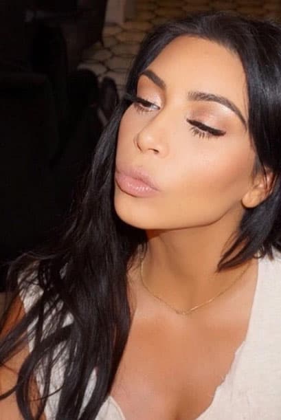 Por su parte Kim no ha hecho ninguna declaración al respecto de esta nueva doble que ha aparecido.