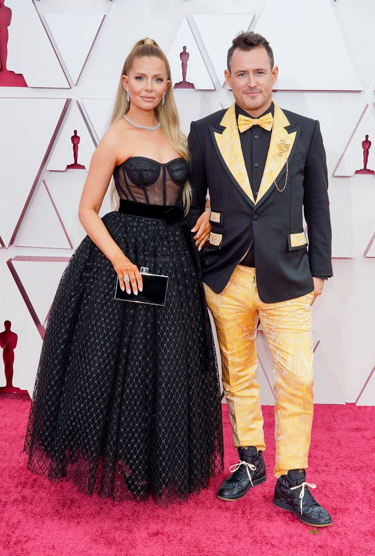 Chelsea Gabrielle Roe y Martin Desmond Roe destilaron elegancia.