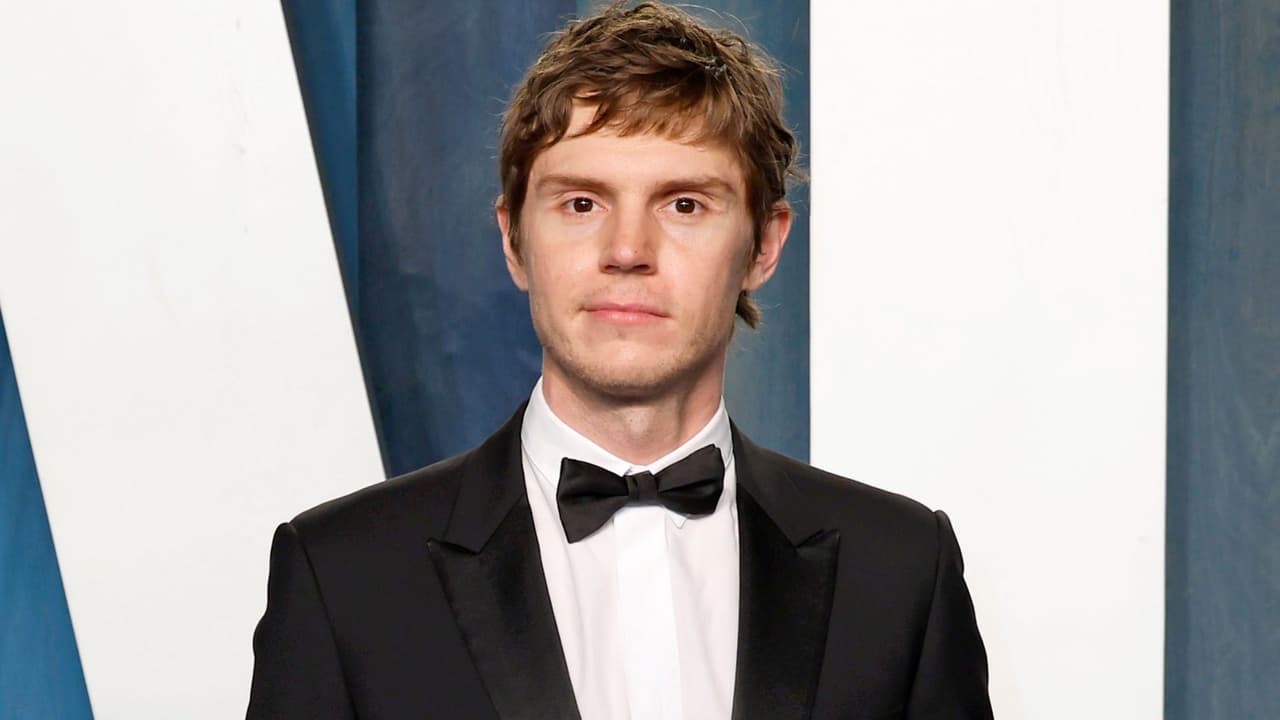 Evan Peters