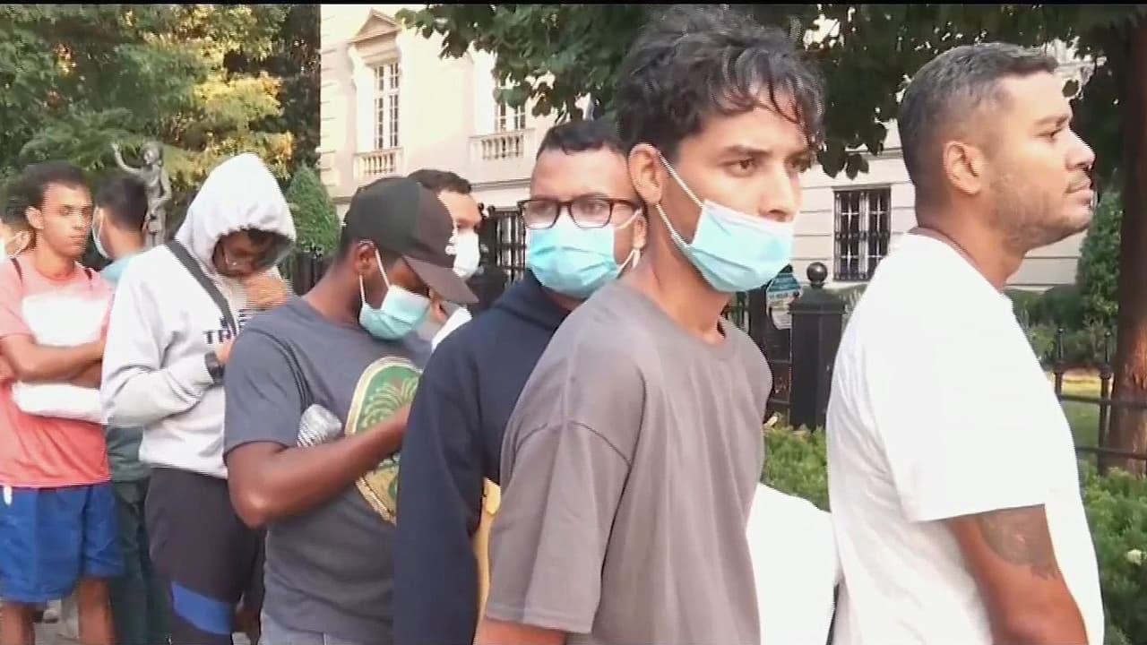 ¿Quién apoya a los indocumentados que llegan a Washington, DC; y de dónde proviene el dinero?