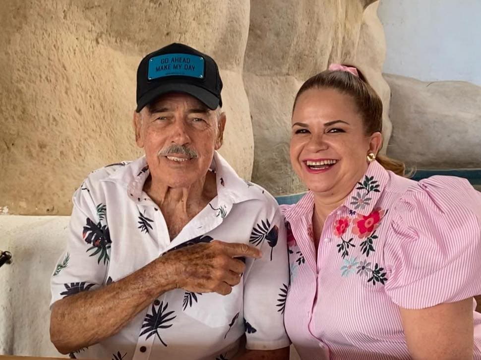 “Número uno, que no le toca a él decidir eso, eso solamente es de Dios, es algo que no puede hacer, una acción así; y que yo no sería partícipe”, compartió sinceramente.