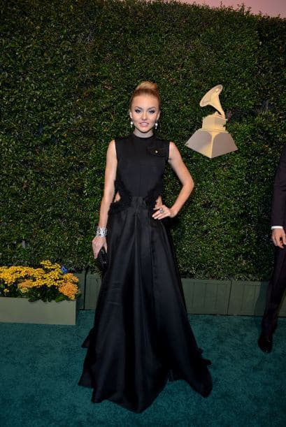 blanco y negro latingrammy2014