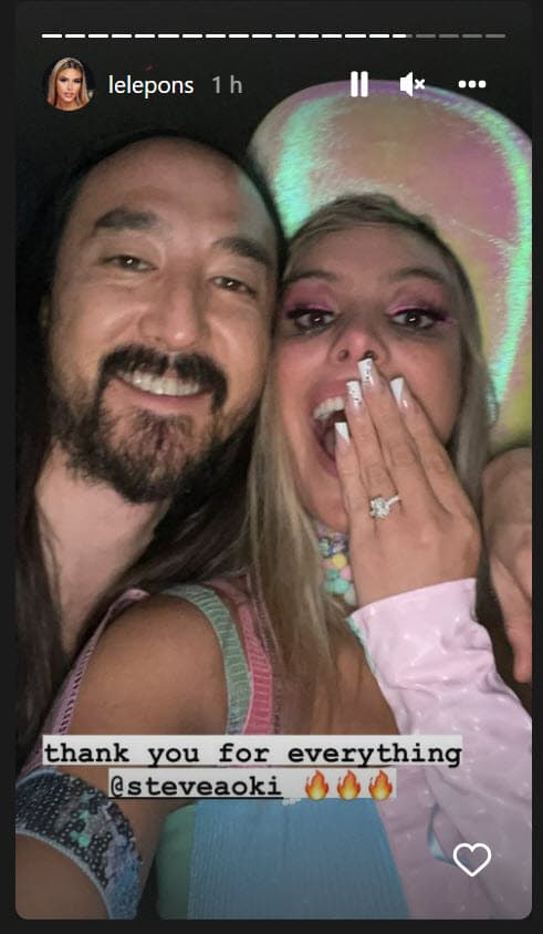 Todo sucedió mientras Steve Aoki, quien habría sido cómplice del puertorriqueño, estaba sobre el escenario haciendo su presentación. 
<br>
