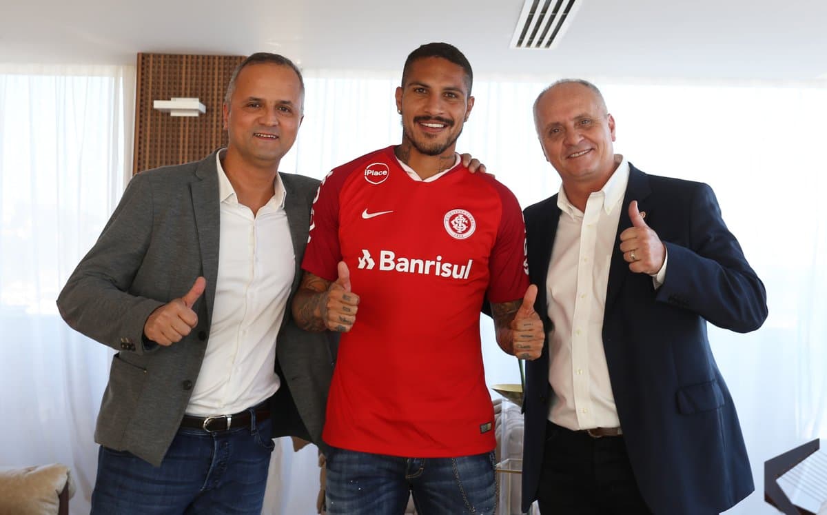 Paolo Guerrero es el nuevo refuerzo del Inter de Porto Alegre